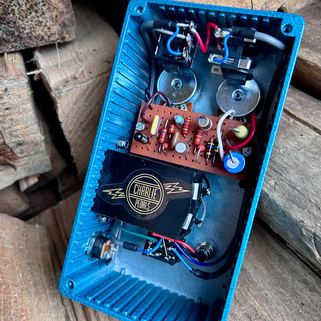 charlie pedals fuzz Zeus Machine, Zonk Style Fuzz – Joe's Pedals