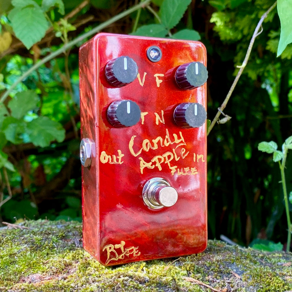 Candy Apple Fuzz – Joe's Pedals