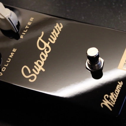 julgransfot pedal The Williams Supa Fuzz – Joe's Pedals
