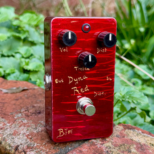 Dyna Red Distortion