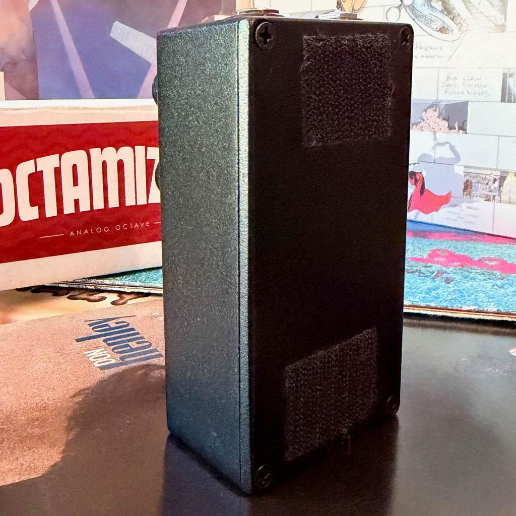 Octamizer Analog Bass Octave Pedal