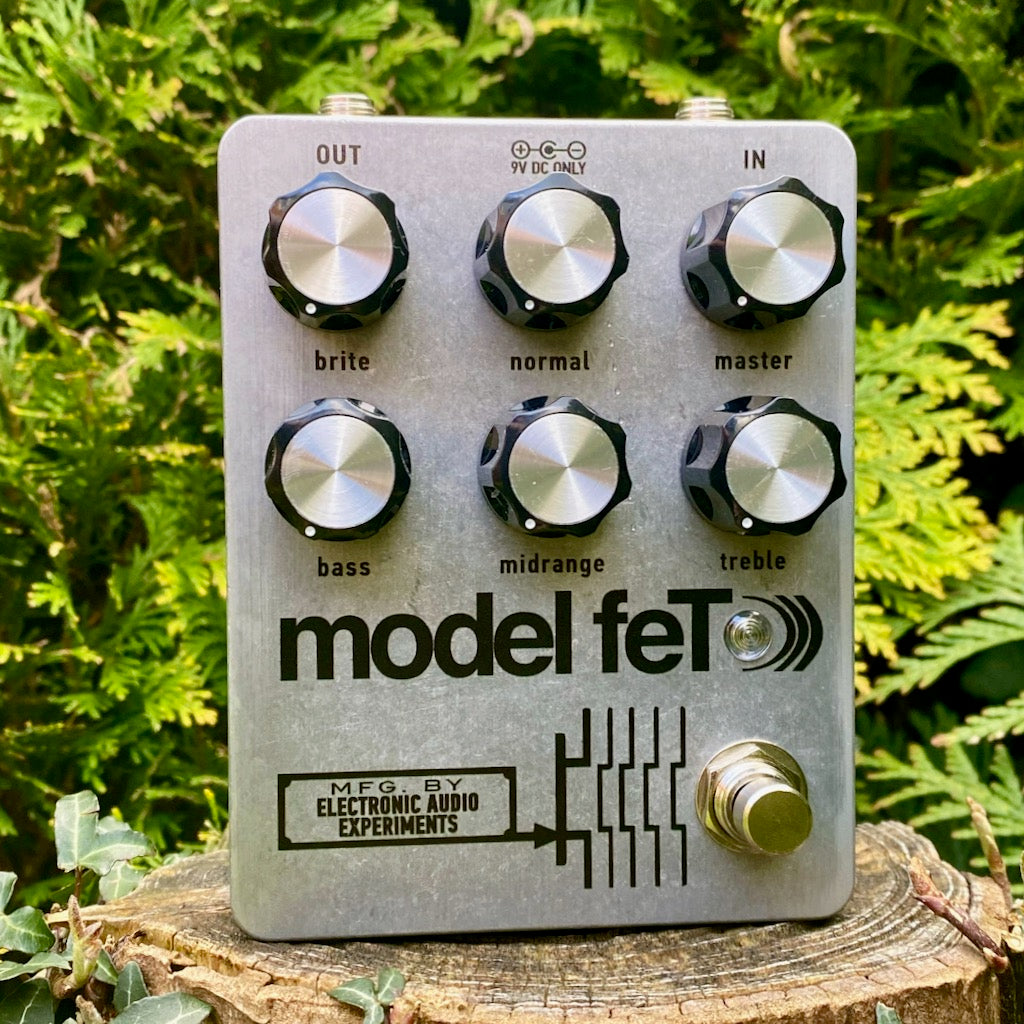 Model feT